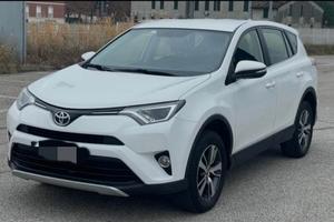 TOYOTA RAV 4 2017