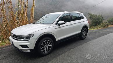 Volkswagen Tiguan II 2016 2.0 tdi Business 4motion