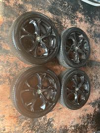 225/45R17