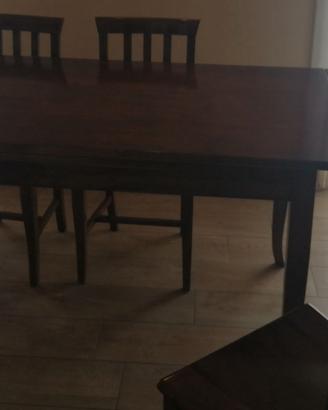 Tavolo noce con 6 sedie