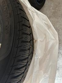 Gomme invernali(misure come da foto)