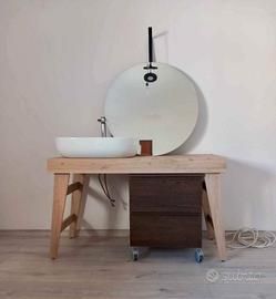 Mobile bagno design con lavandino da appoggio