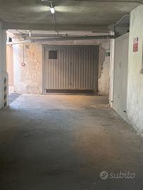 Box / locale deposito di Mq 65