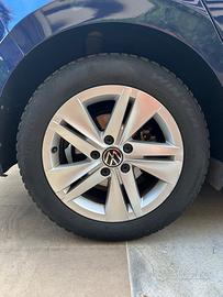 CERCHI DA 16” GOLF 8 CON GOMME INVERNALI
