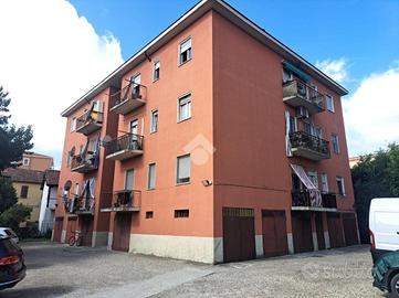 2 LOCALI A PAVIA