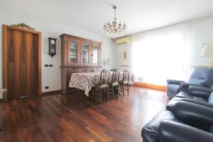 3 LOCALI A LODI