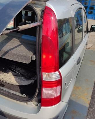 Fanale posteriore destro FIAT PANDA del 2011