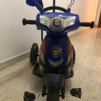 Triciclo con cappottina