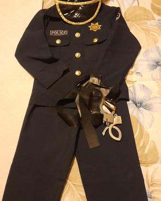 vestito da poliziotto 
