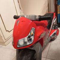 Moto giocattolo