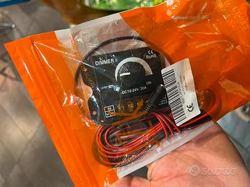 DIMMER AN PER STRISCE LED CON ROTELLA MANOPOLA