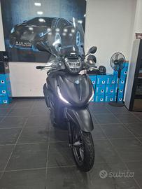 Piaggio Beverly 400