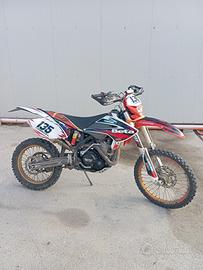 beta 525 2006