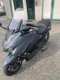 YAMAHA TMAX 560 TECH MAX