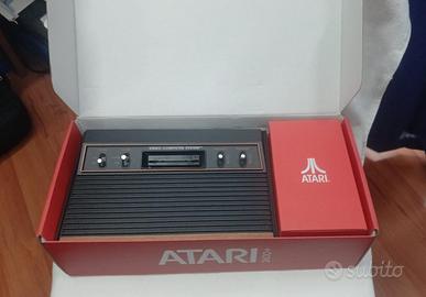 Console Atari 2600+ con Joystick e scatola