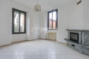 Ampio trilocale al piano terra con giardino di pro