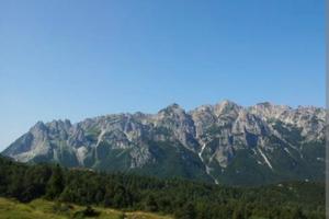 Casa di testa a 18 km da Rovereto.