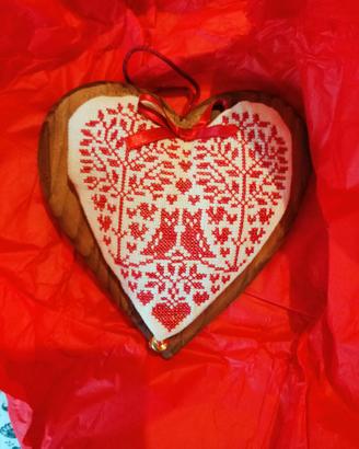 cuore in legno