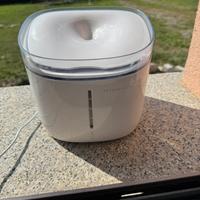 Smart water fountain con disinfezione UV