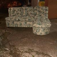 divano. con penisola