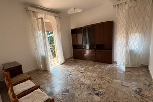 Zona Ospedale, laterale viale Umberto I