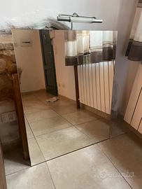 Soecchio da bagno con luce