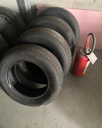 4gomme furgoncino.