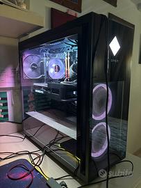 PC OMEN CON SCHERMO CURVO 30 POLLICI