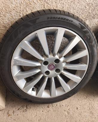 Cerchi e gomme nuove x Fiat