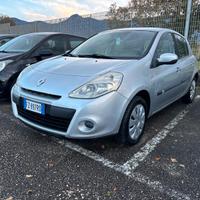 Renault Clio 1.2 5 porte - 2010