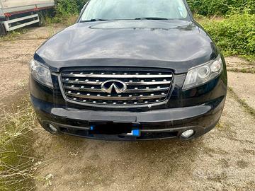 Nissan  infiniti Fx35!!