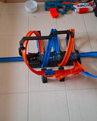 pista Hot Wheels schianti rotanti
