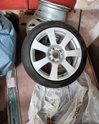 cerchi in lega BMW e copertone  + altri accessori 