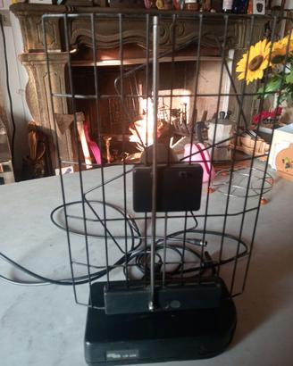Antenna centralizzata/amplificatore di segnale tv