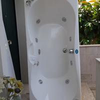 Vasca idromassaggio  Glass 8 bocchette