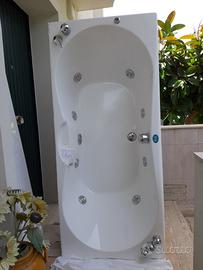 Vasca idromassaggio  Glass 8 bocchette