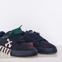 Off White Low Vulcanized