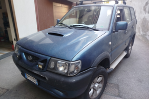 Nissan Terrano 2 2.7. 5 porte 7 posti