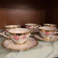 Set di tazze con teiera