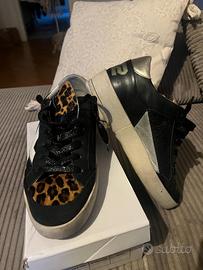 Scarpe di marca nuove