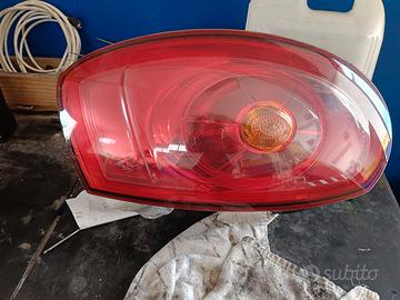 fanale posteriore fiat bravo 