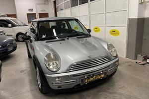 Mini 1.6 16V One de luxe NEOPATENTATI