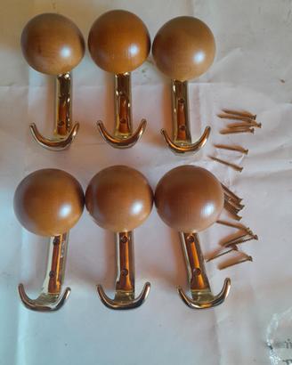 Set 6 Appendiabiti da Muro in Legno e Ottone (con