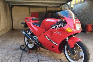 Ducati 851