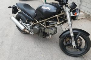 Ducati monster 600