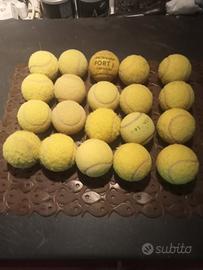 20 palline da tennis usate 