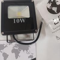 Proiettori LED 10W Bianco – Nuovo in confezione,