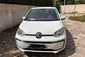 Volkswagen up a metano
