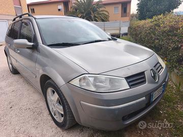 RENAULT MEGANE 1.4 16 V GPL 