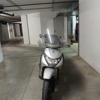 Piaggio Beverly 250